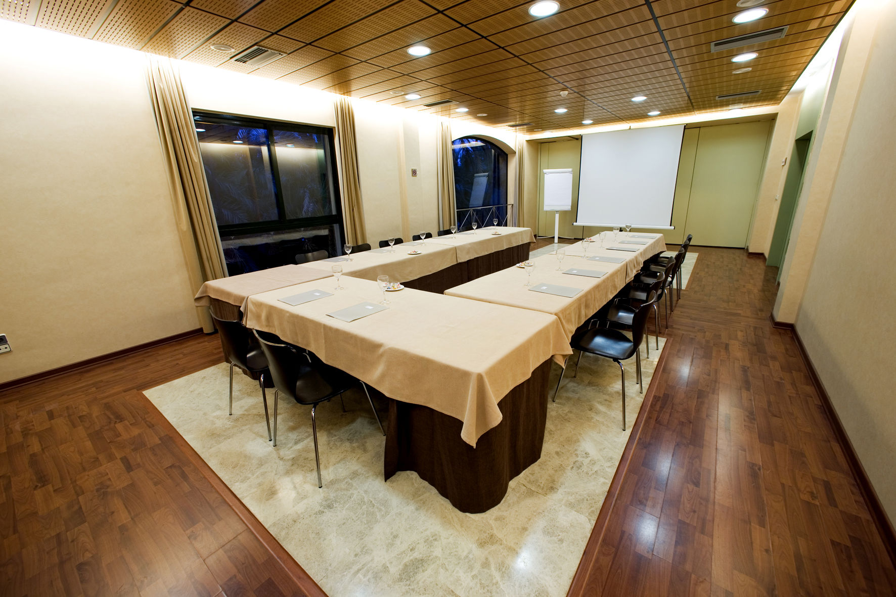 Jardin Milenio Hotel 4*